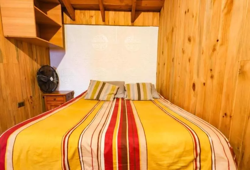 ペンション Hostal Maitahue