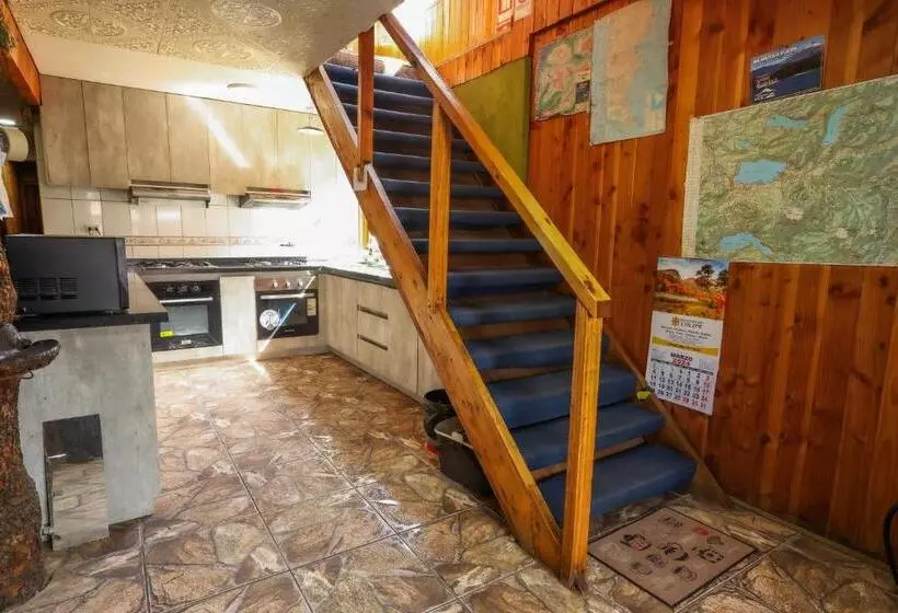 ペンション Hostal Maitahue