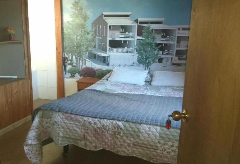 پانسیون Hostal Maitahue