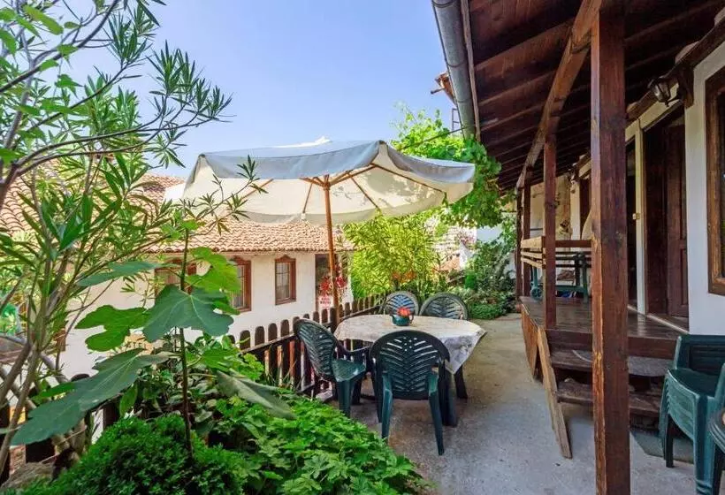 پانسیون Hostel Pashov