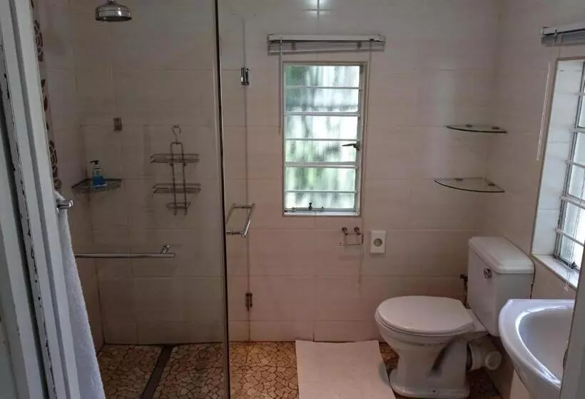 Majatalo Lala Nathi Guest House & Self Catering