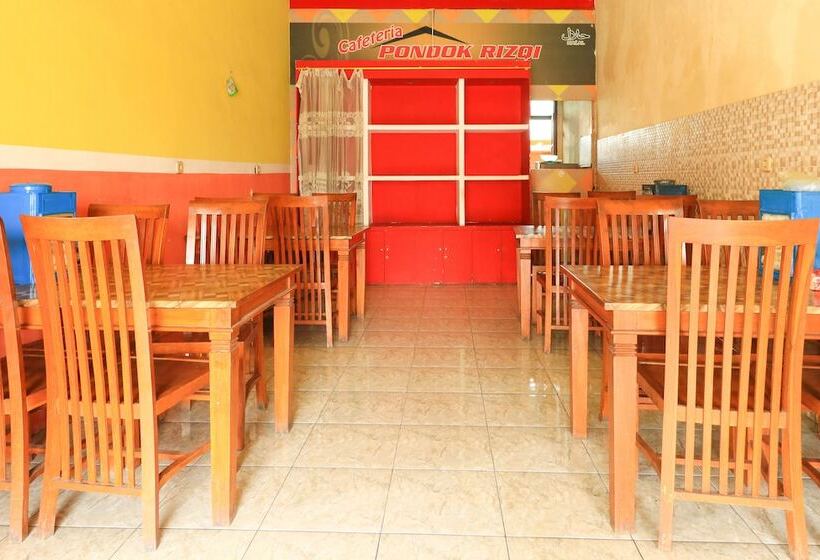 膳宿费 Penginapan Pondok Rizqi Syariah