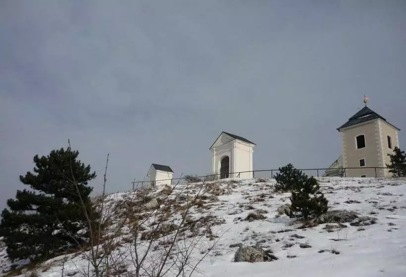 Majatalo Penzion Fontána