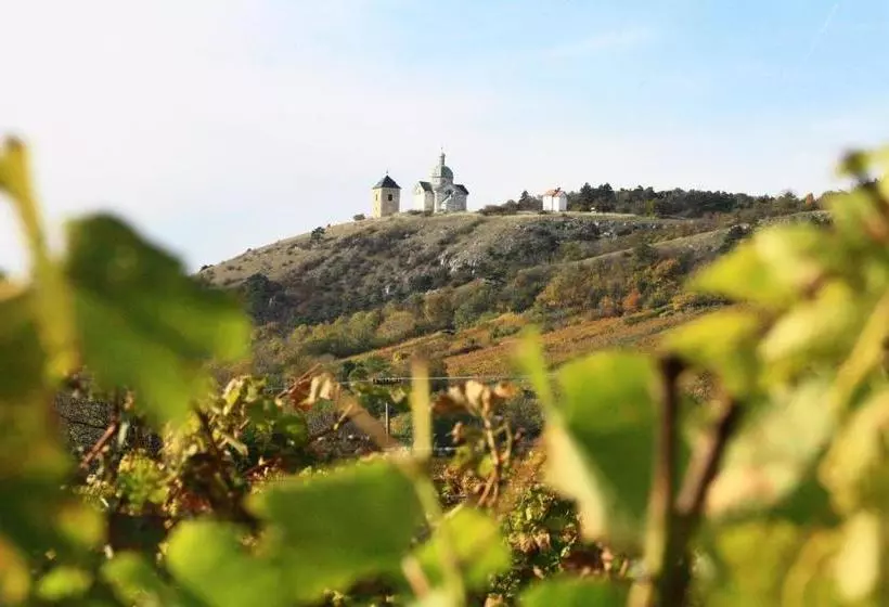 Majatalo Penzion Fontána