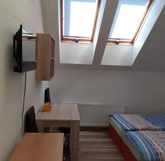 Majatalo Penzion Fontána