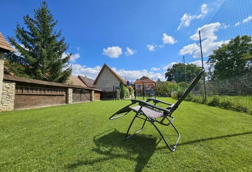 Majatalo Penzion Pod Krivanom