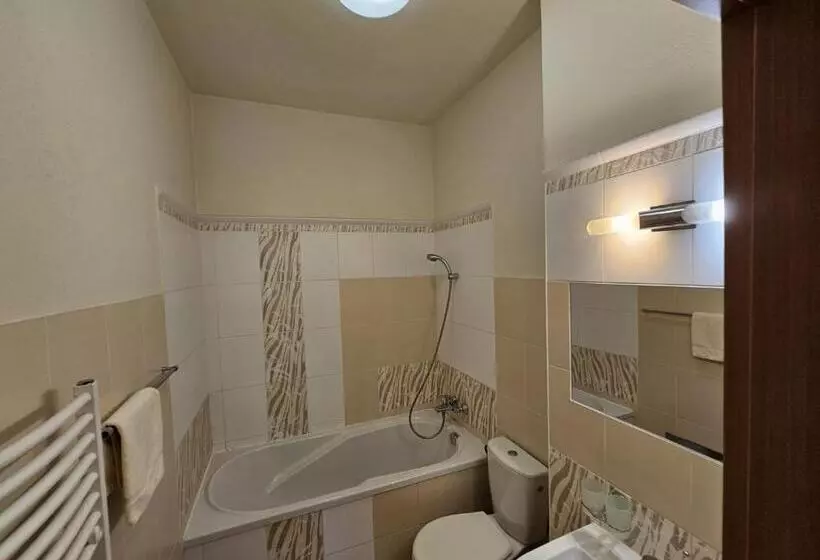 Majatalo Penzion Pod Krivanom