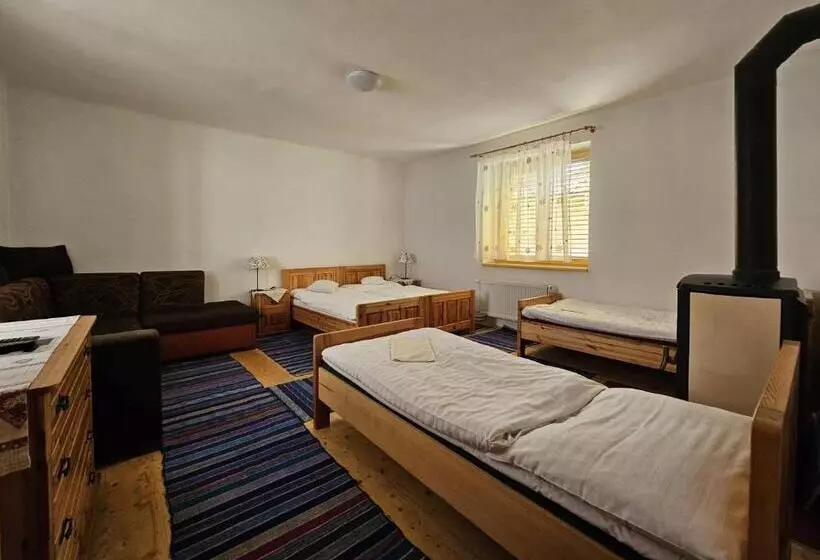 Majatalo Penzion Pod Krivanom