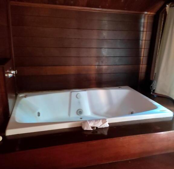 ペンション Pássaro De Fogo