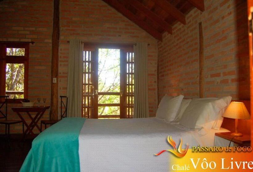 ペンション Pássaro De Fogo