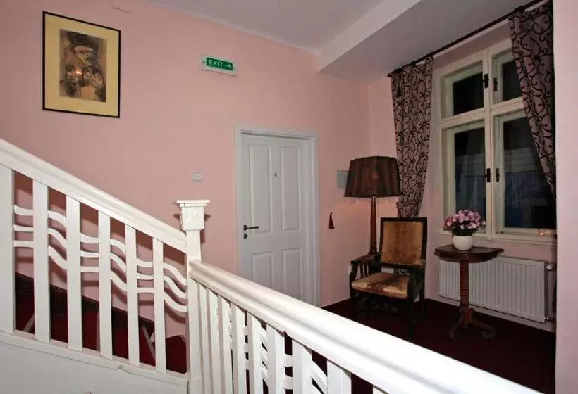 پانسیون U Kašny