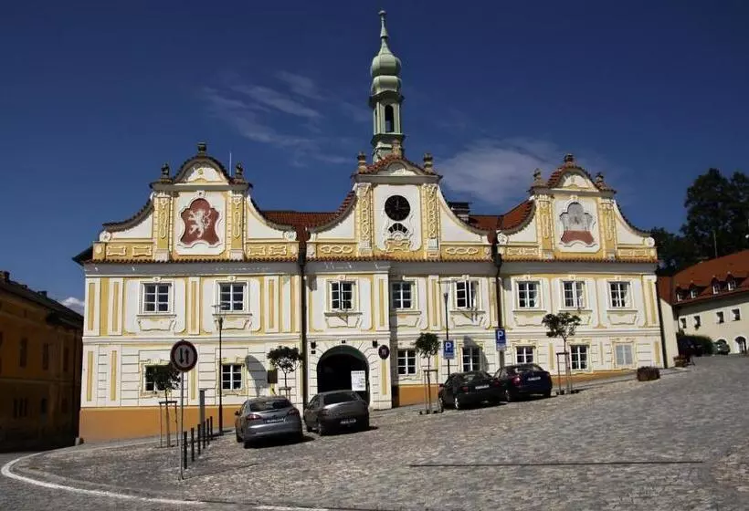 پانسیون U Kašny