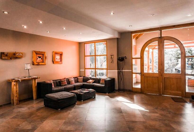 호스텔 Puerto Malen   Club De Montaña