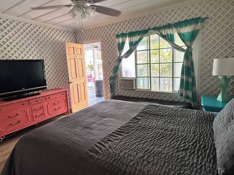 Общежитие Oceana Boutique