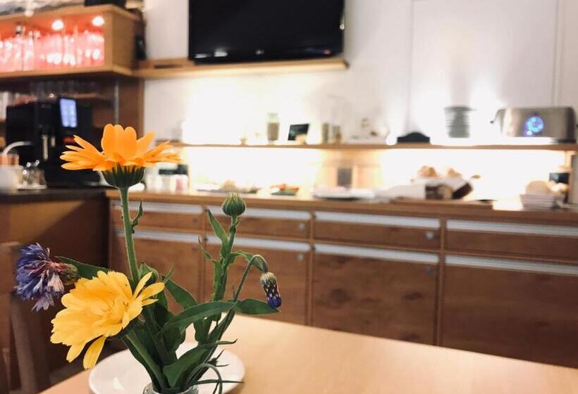 Отель Vogelhubergut Familie Scherleithner