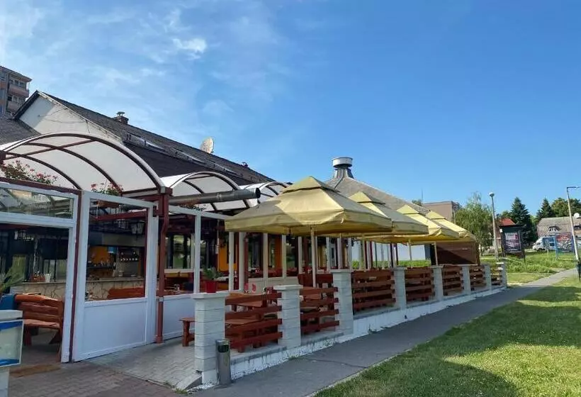 Majatalo Kiskakas étterem