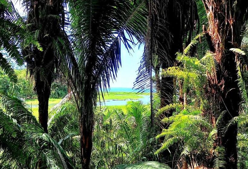 Пансион Encanto Lodge