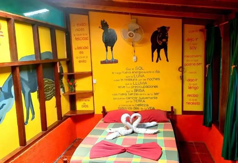 ペンション Encanto Lodge