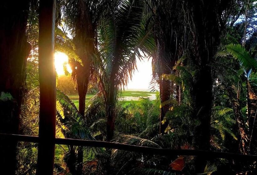 Пансион Encanto Lodge