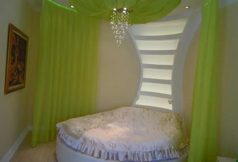 پانسیون Guest House Perla