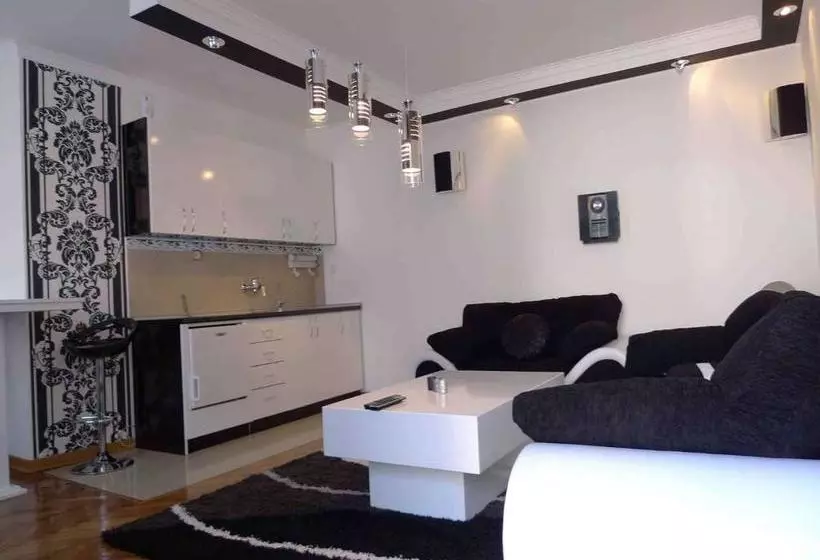 پانسیون Guest House Perla