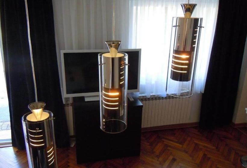 پانسیون Guest House Perla