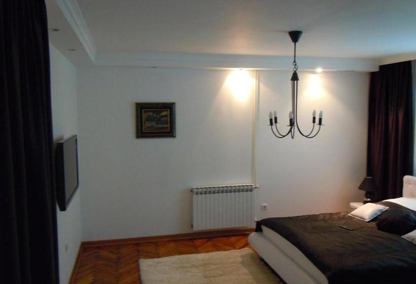 پانسیون Guest House Perla