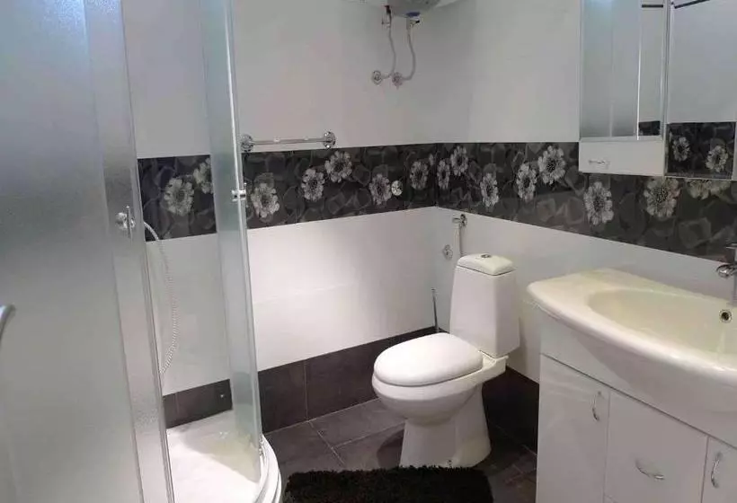 پانسیون Guest House Perla