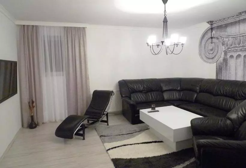 پانسیون Guest House Perla