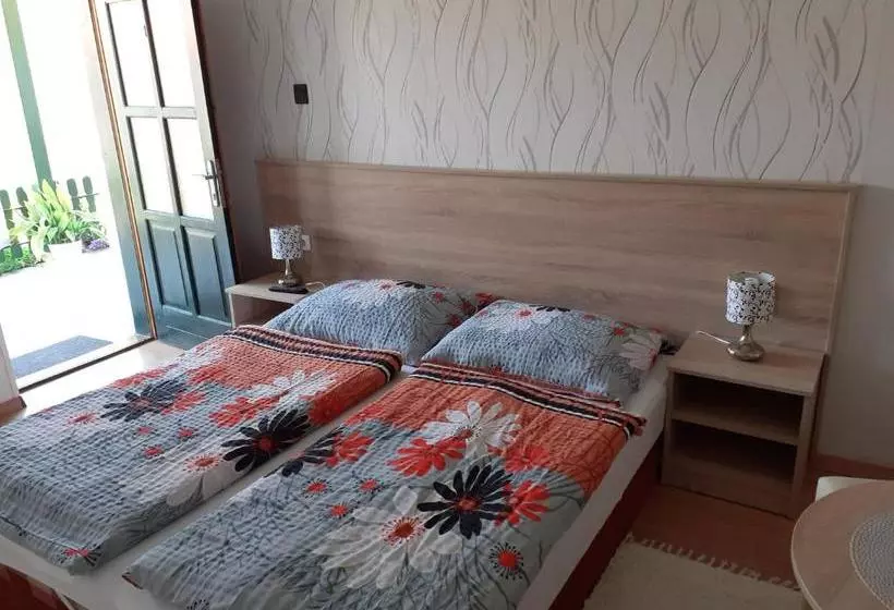 Majatalo Hajnalka Vendégház