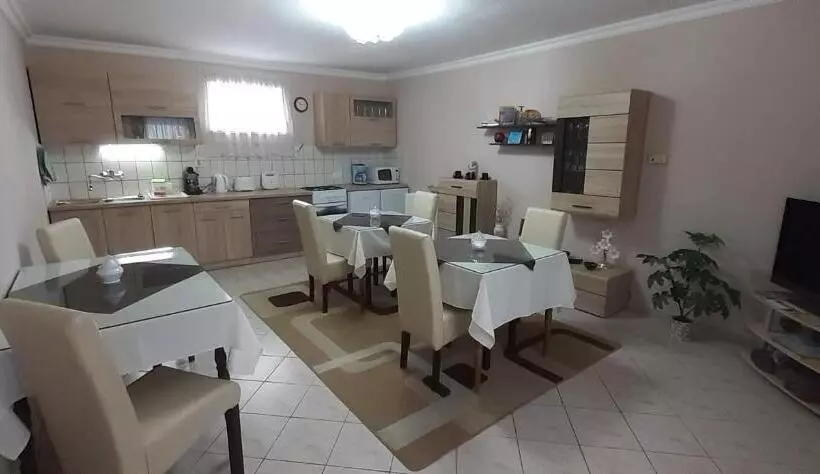 Majatalo Hajnalka Vendégház