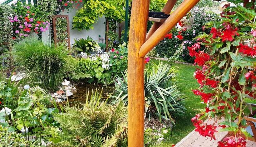 بنسيون Hajnalka Vendégház