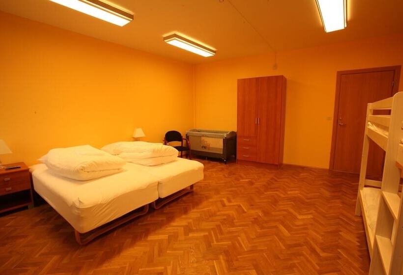 پانسیون Hótel Sandafell