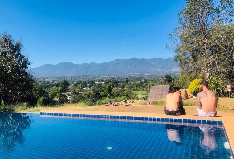 بنسيون Pai Circus Hostel