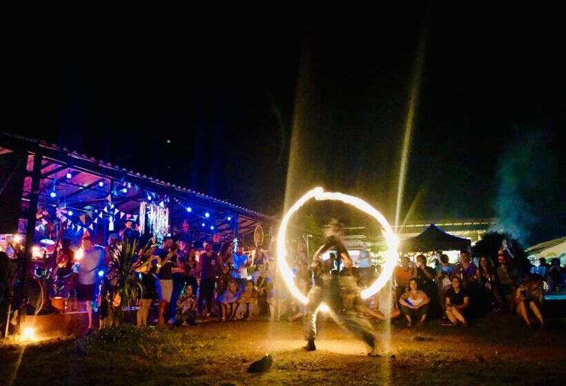 بنسيون Pai Circus Hostel