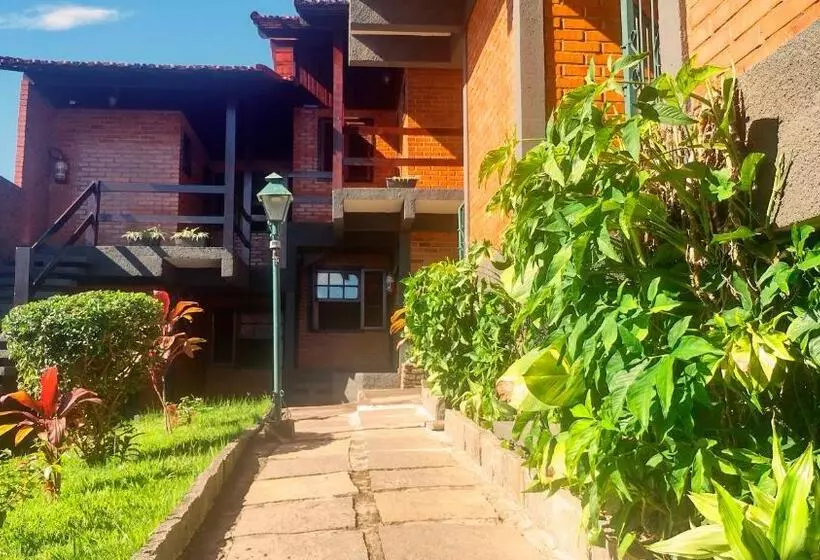 Majatalo Pousada Vale Das Palmeiras