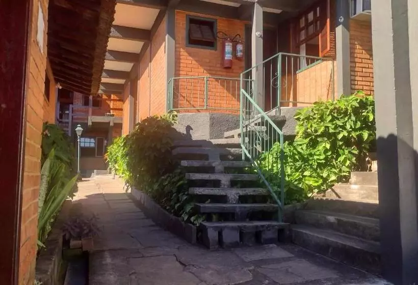 Majatalo Pousada Vale Das Palmeiras