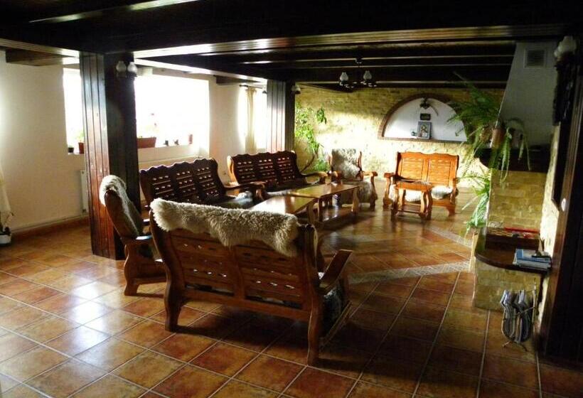 Pensiunea Cerbul Carpatin