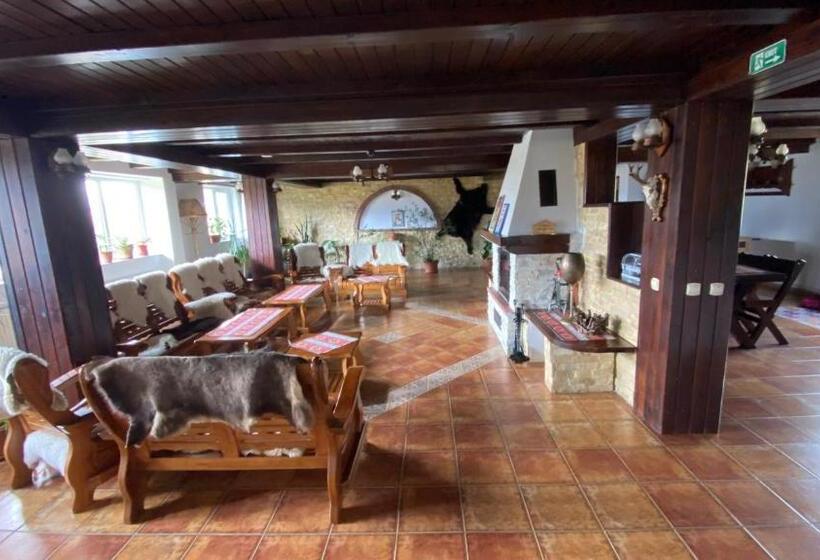 Pensiunea Cerbul Carpatin