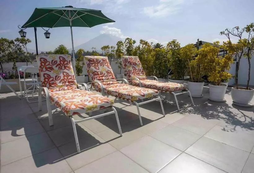 ユースホステル Mirador Del Monasterio