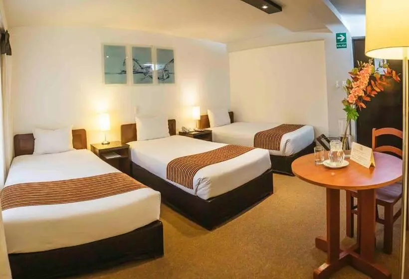 ユースホステル Mirador Del Monasterio