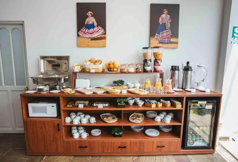 ユースホステル Mirador Del Monasterio