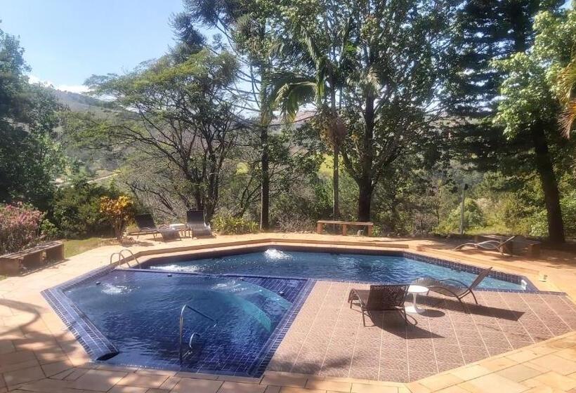 Hostel Refúgio Serra Negra