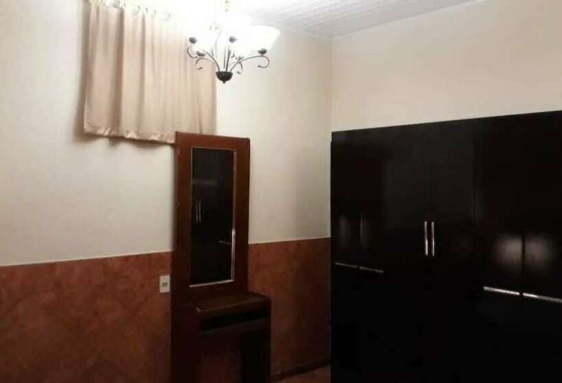 هاستل Residencia Leones De Castilla