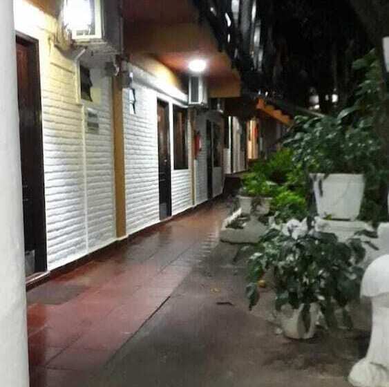 هاستل Residencia Leones De Castilla