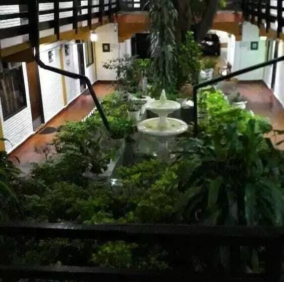 هاستل Residencia Leones De Castilla