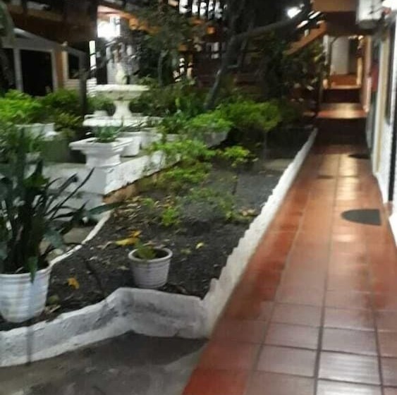 هاستل Residencia Leones De Castilla