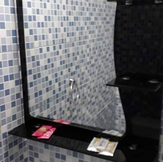 هاستل Residencia Leones De Castilla