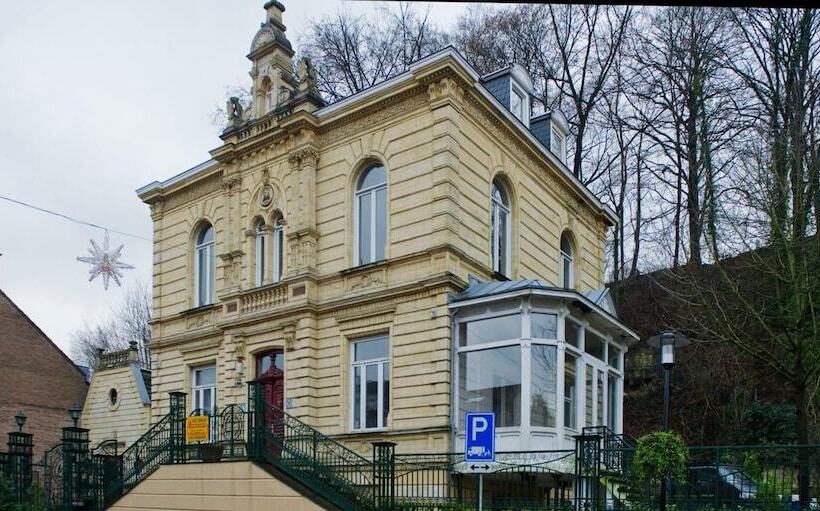 ホテル Villa Valkenburg