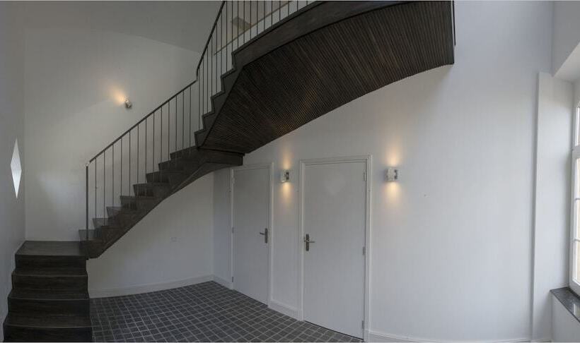 ホテル Villa Valkenburg